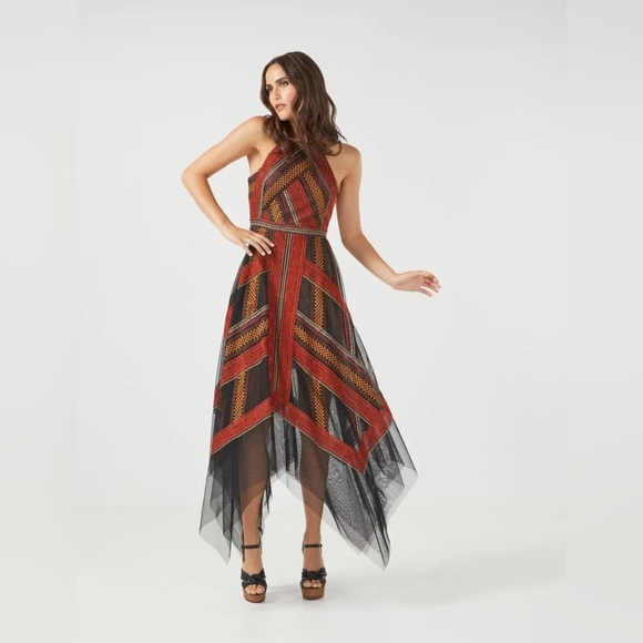 BCBGMAXAZRIA Embroidered Handkerchief
Tulle Formal Lace Maxi Dress Valentine 0 - Picture 6 of 13